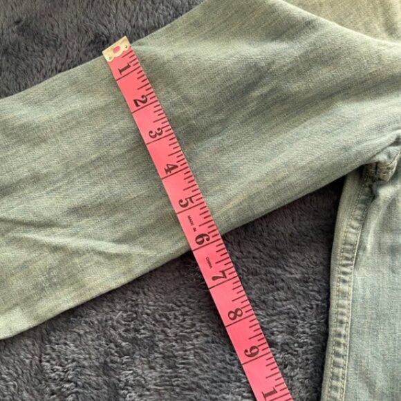 New With Tags NWT Abercrombie and Fitch Denim Button Down Shirt - Large - Picture 5 of 8